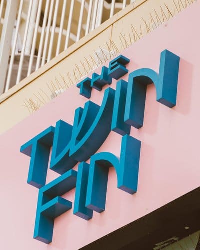 더 트윈 핀 The Twin Fin 사진 1